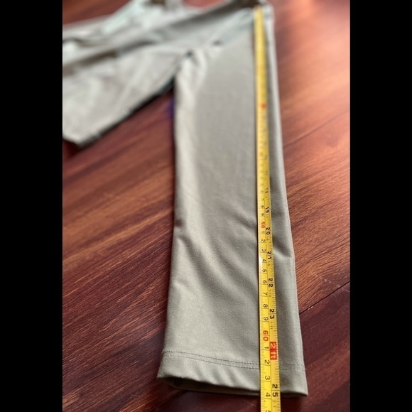 🌿SUMMER SALE🌿VICTORIA SPORT Crop Top Long Sleeve Green size Large - Picture 11 of 11